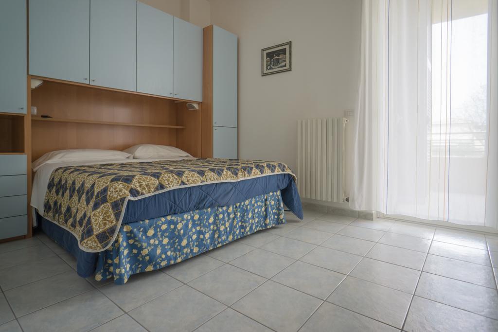 Hotel Residence Il Conero 2 Нумана Екстер'єр фото